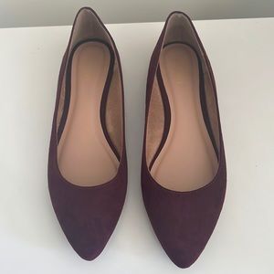 Old Navy Faux Suede Ballet Flats Size 9